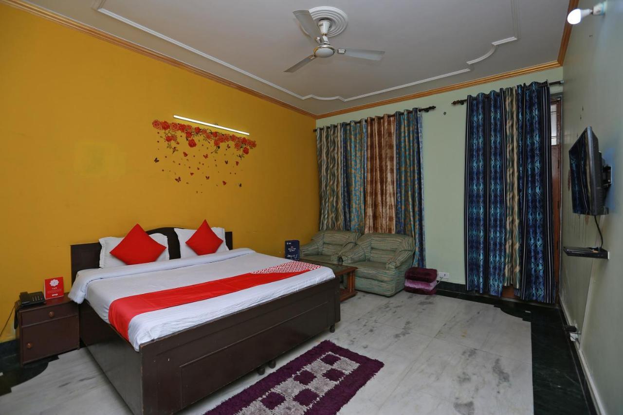 Oyo 11752 Hotel Sun Palace Residency Indirapuram Exterior photo