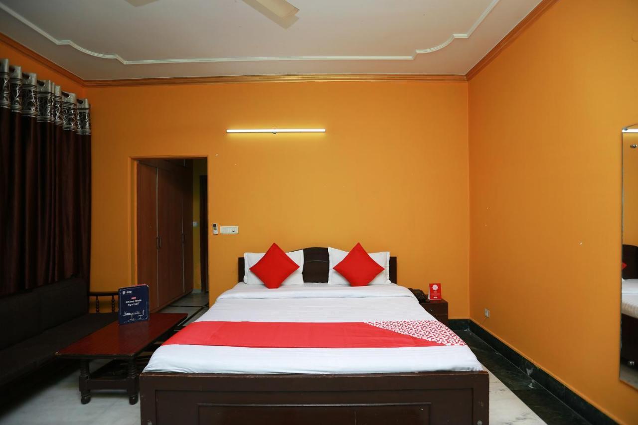 Oyo 11752 Hotel Sun Palace Residency Indirapuram Exterior photo