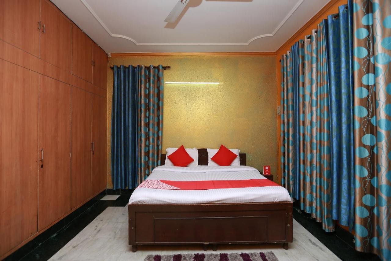 Oyo 11752 Hotel Sun Palace Residency Indirapuram Exterior photo